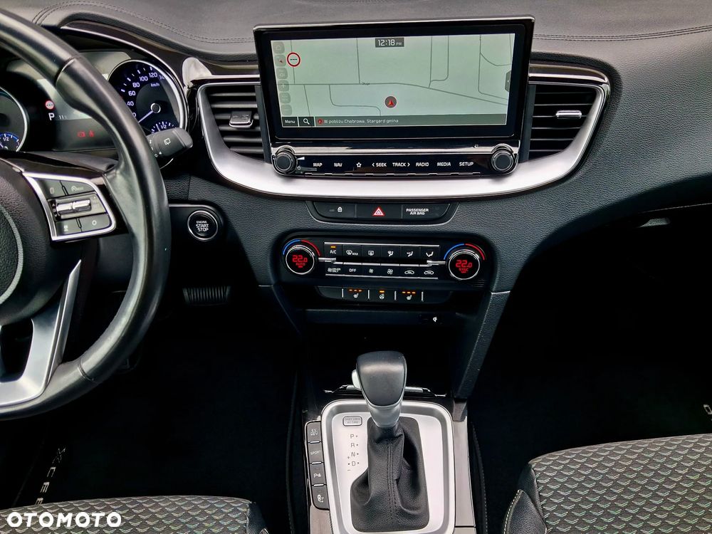 Kia XCeed - 16