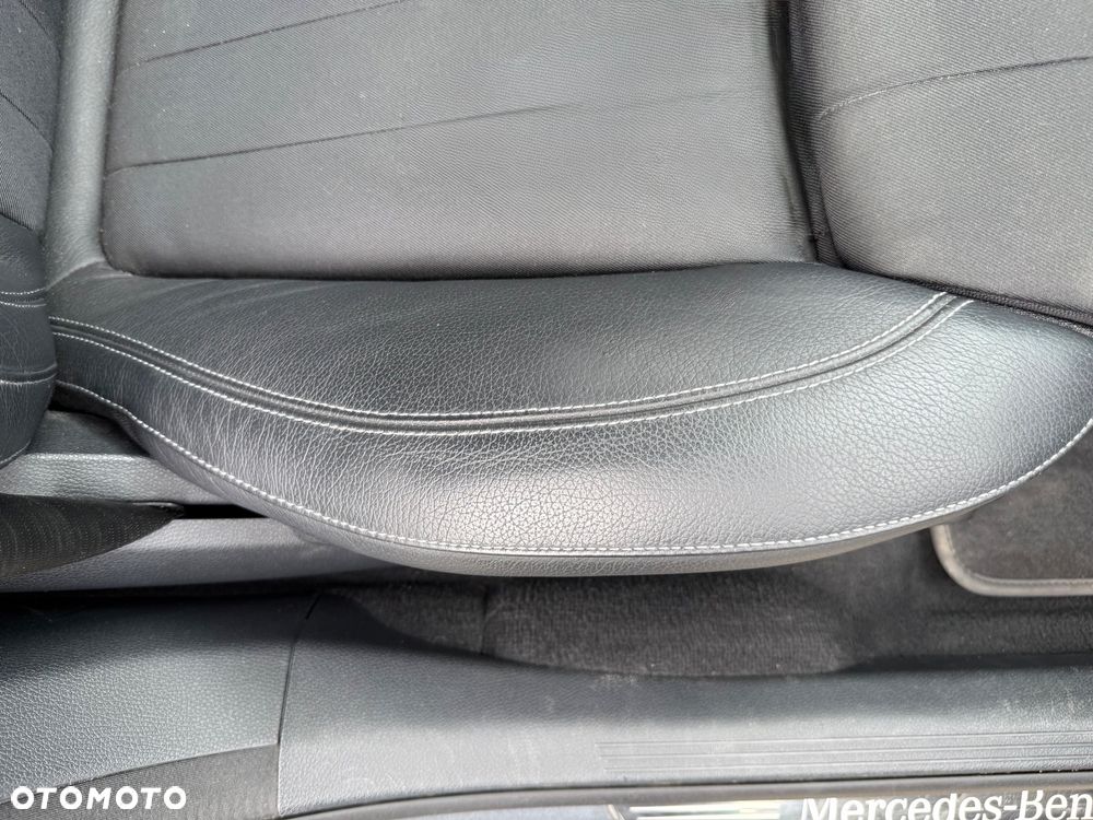 Mercedes-Benz Klasa E 220 d 4-Matic All-Terrain - 15