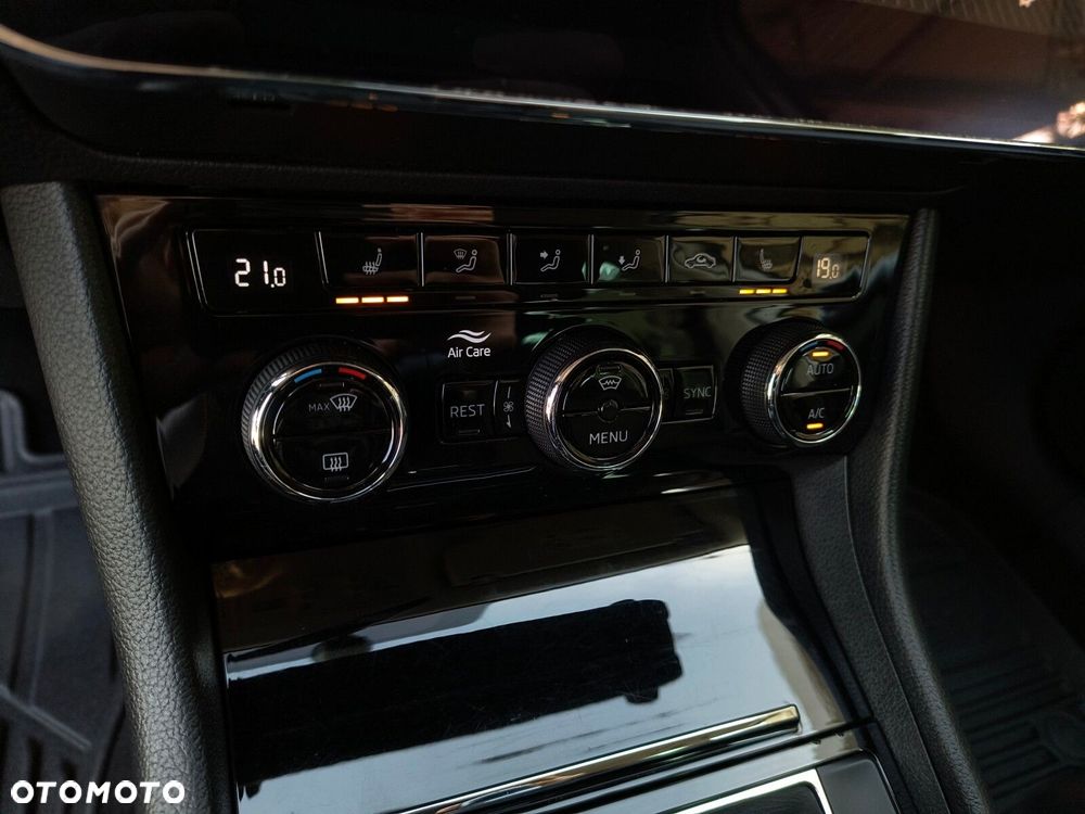 Skoda Superb 2.0 TDI Ambition - 20