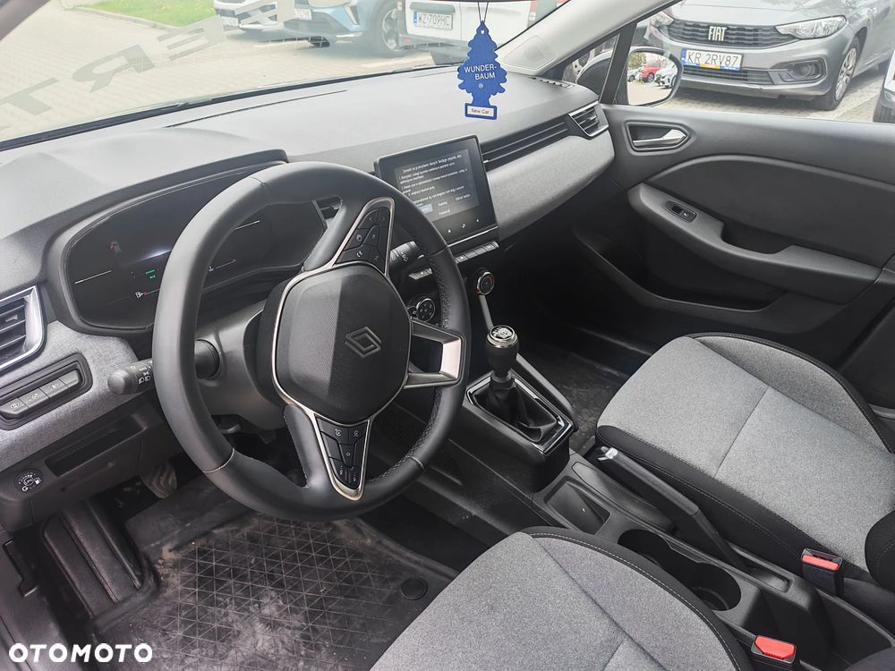 Renault Clio - 10