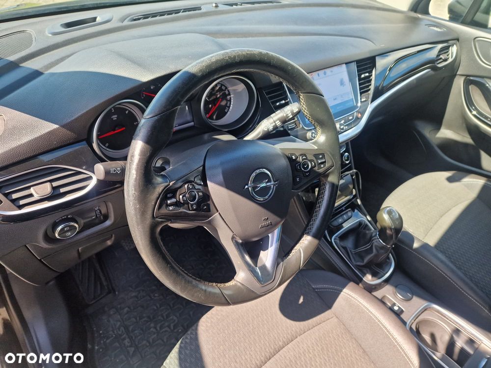 Opel Astra 2016 photo 3