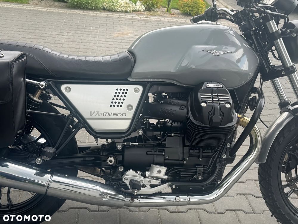 Moto Guzzi V7 - 22