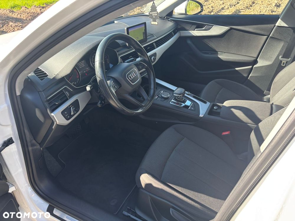 Audi A4 Avant 2.0 TDI S tronic - 10