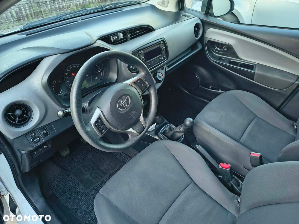 Toyota Yaris 1.0 Active - 22