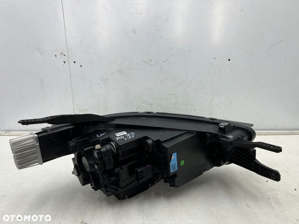 Lampa reflektor MG ZS lift 19r.- MG ZS EV lift 21r.- LEWA przednia full LED lewy przód 11 pin EUROPA - 13