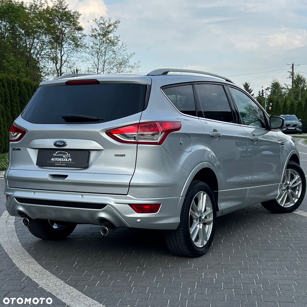 Ford Kuga 1.5 EcoBoost 2x4 Titanium - 10