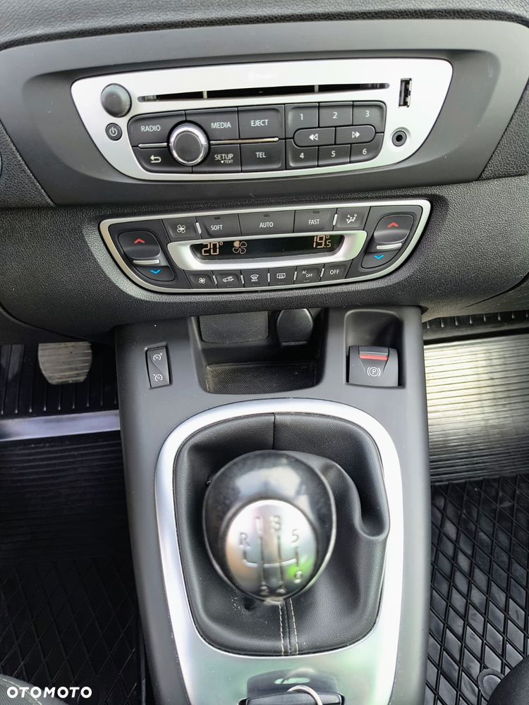 Renault Scenic ENERGY dCi 110 Business - 28