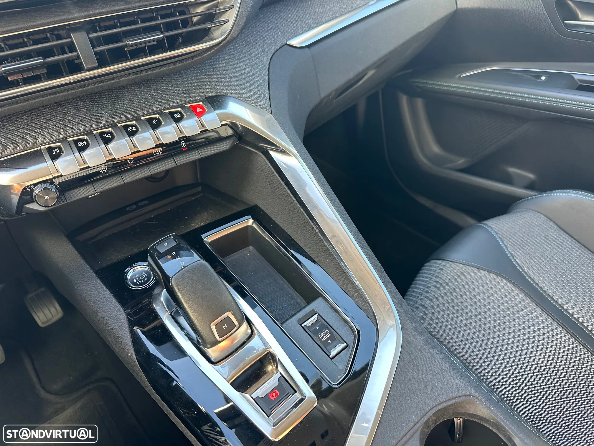 Peugeot 5008 1.5 BlueHDi Allure Pack EAT8 - 8