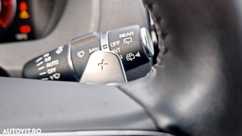 Jaguar F-Pace 20d AWD Aut. R-Sport Ingenium Edition - 19