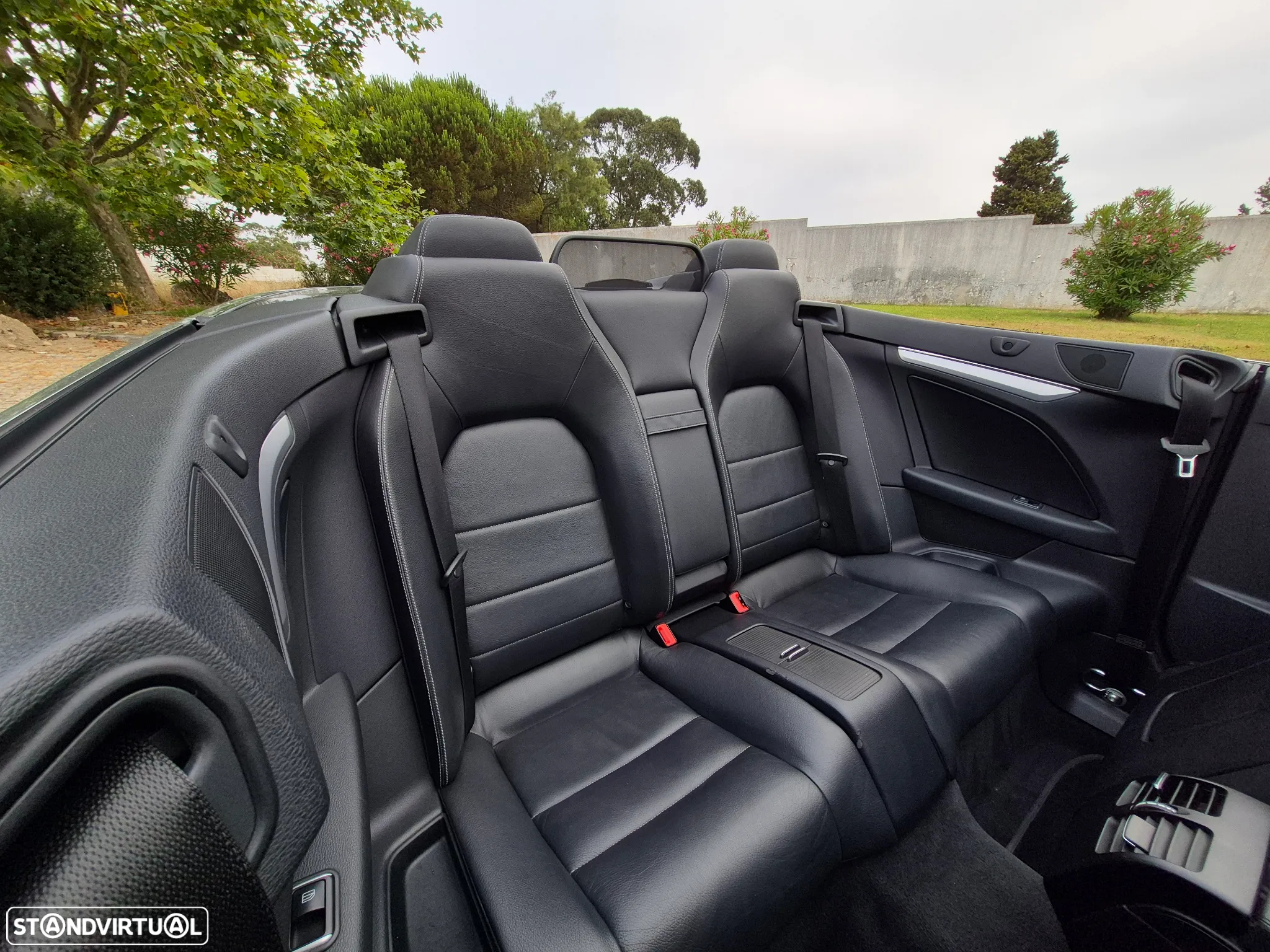 Mercedes-Benz E 200 CGi Avantgarde BlueEfficiency - 28