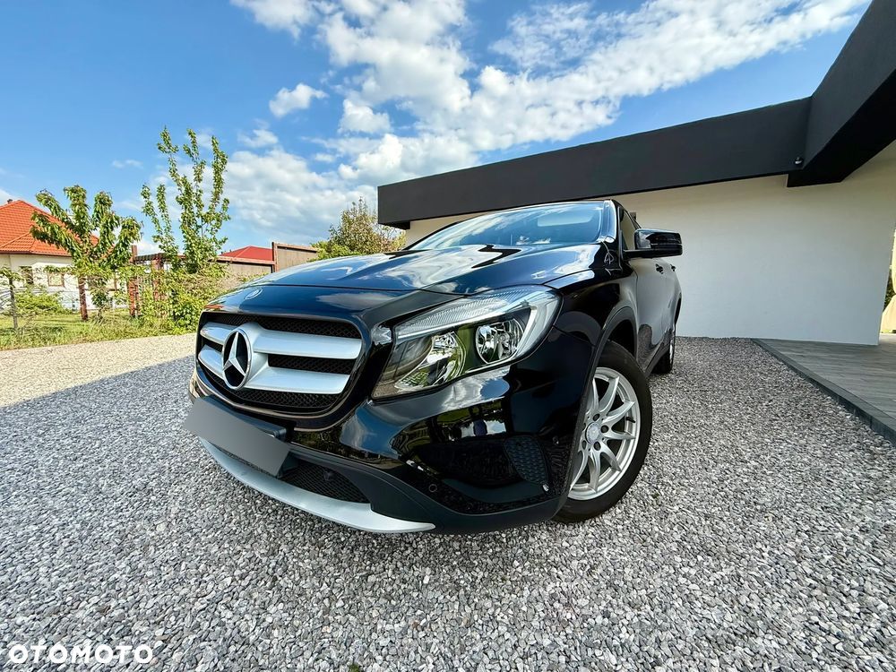 Mercedes - Benz GLA