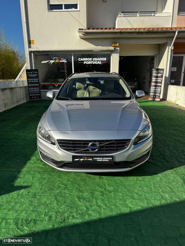 Volvo V60 1.6 D2 Drive Summum Start/Stop — fotografia 2