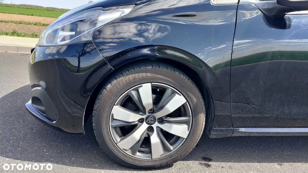 Peugeot 208 BlueHDi 100 Active Pack - 17