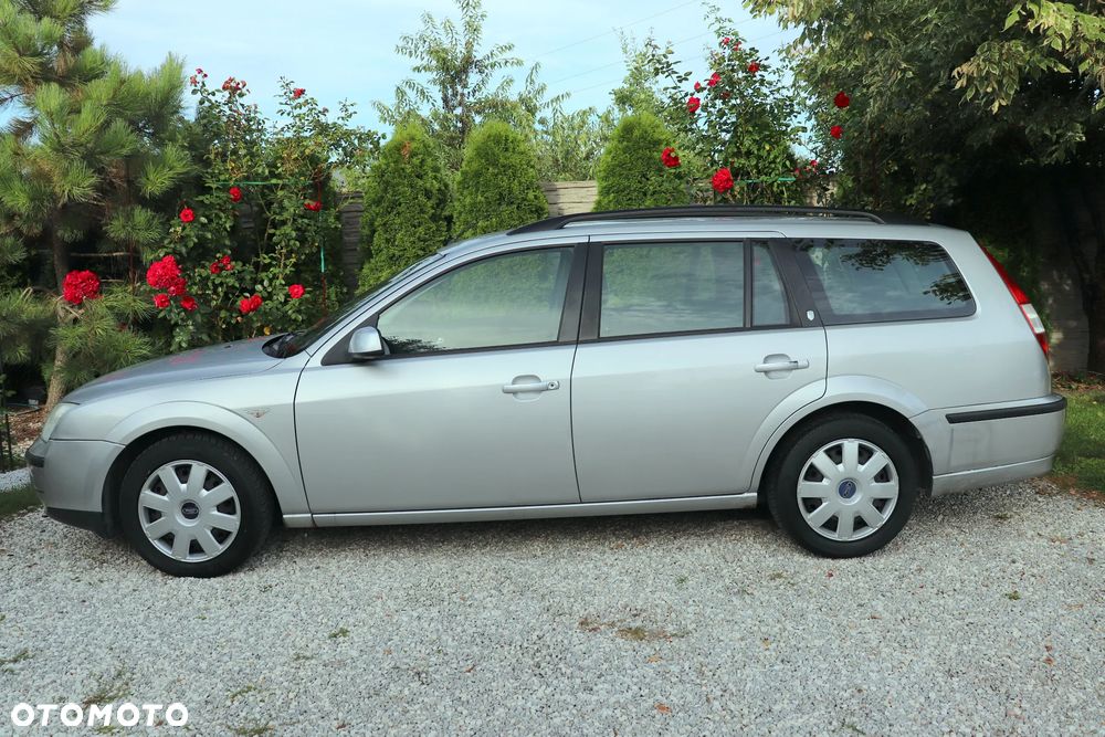 Ford Mondeo 2.0 TDCI DPF Ghia - 2