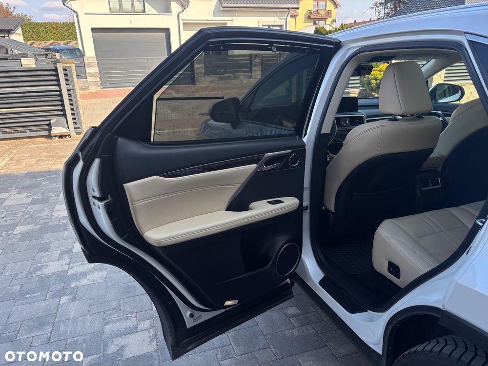 Lexus RX - 19