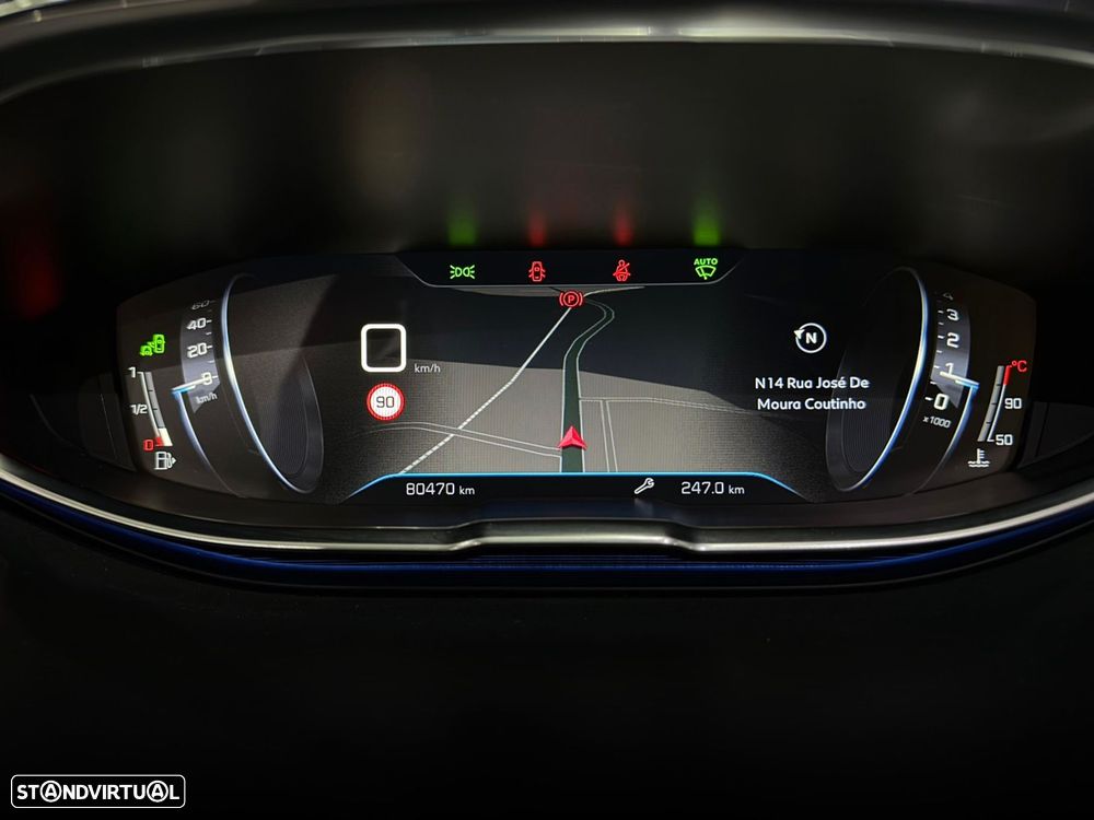 Peugeot 3008 1.2 PureTech Allure Pack - 17