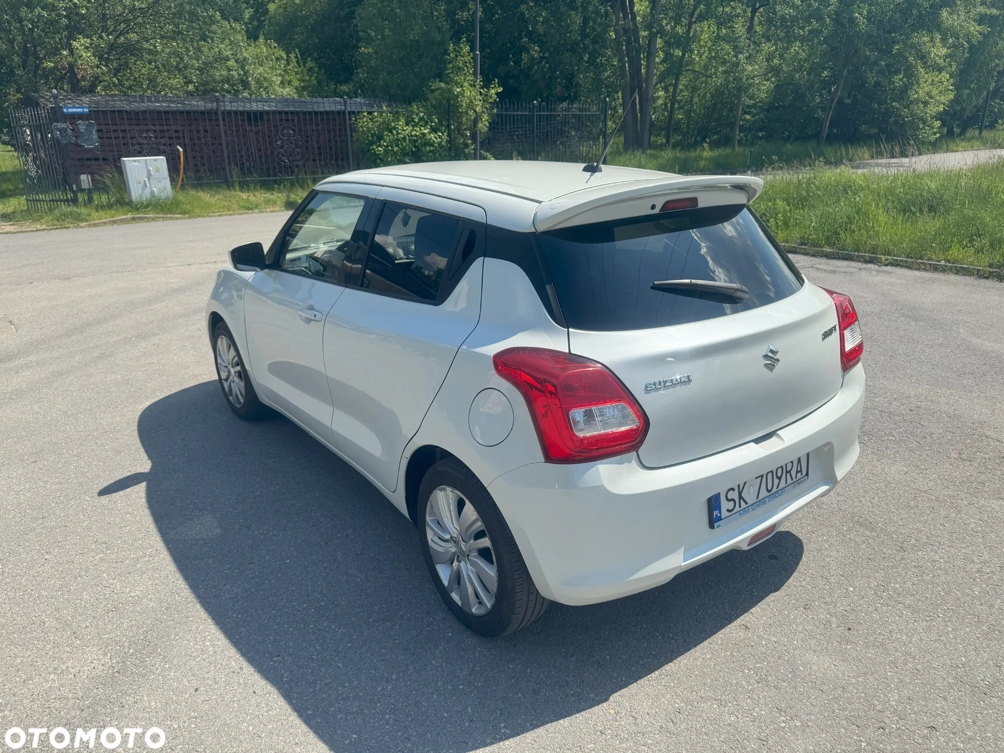 Suzuki Swift - 3