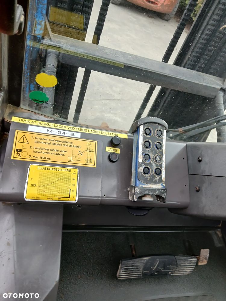 Manitou M26-4 4x4 2004 2100h maszt 10m kosz sprowadzony - 34