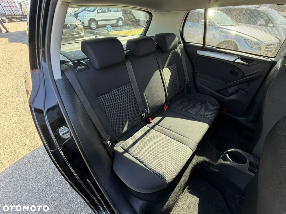 Volkswagen Golf - 21