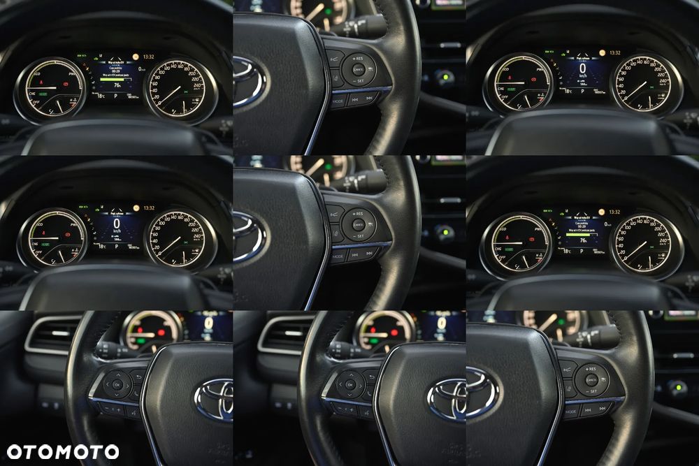 Toyota Camry 2.5 Hybrid Executive CVT - 36