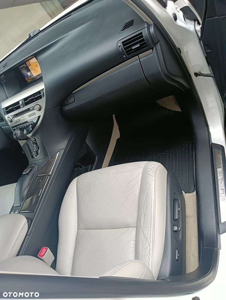Lexus RX - 29