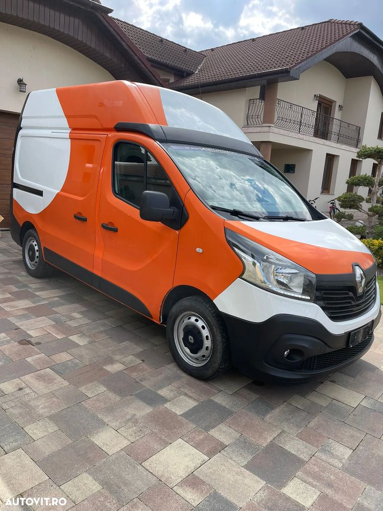 Renault Trafic - 2