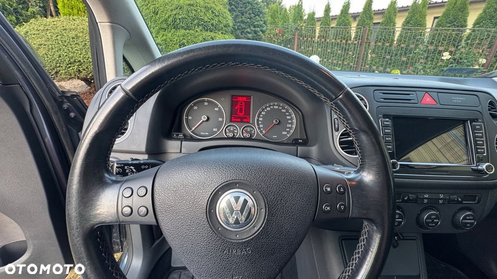 Volkswagen Golf Plus 2.0 TDI Comfortline - 21
