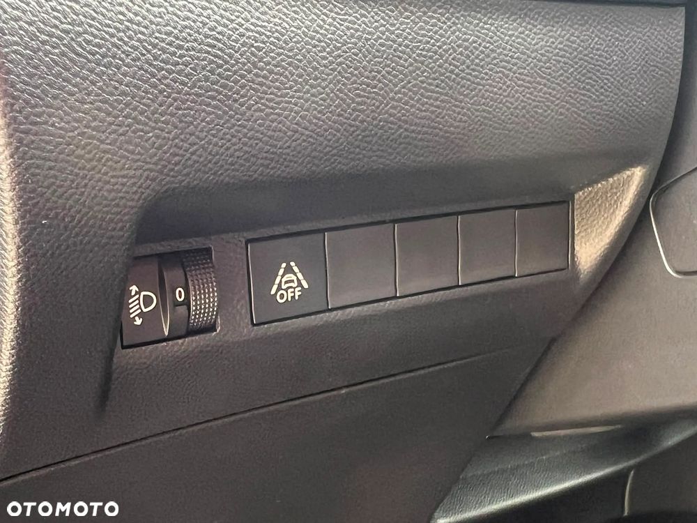 Peugeot 208 PureTech 110 Stop & Start Allure - 31