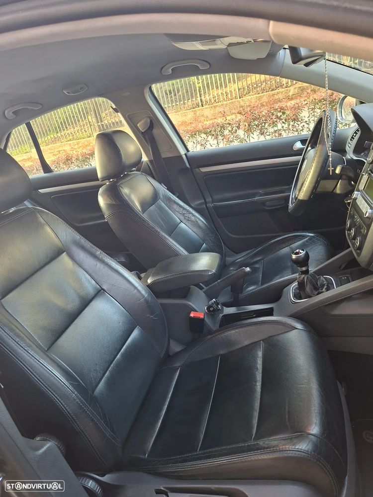 VW Jetta 1.9 TDi Trendline - 8