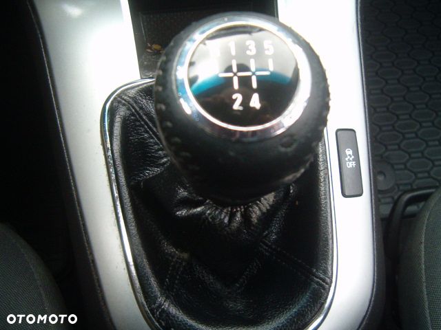 Chevrolet Cruze - 16