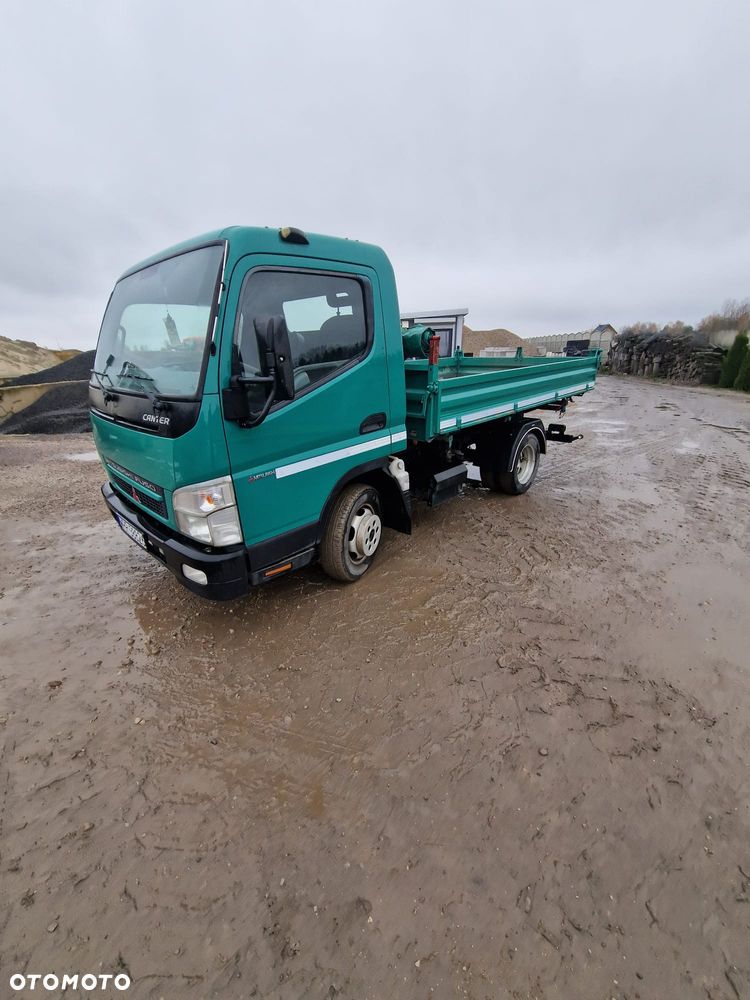 Mitsubishi Fuso - 4