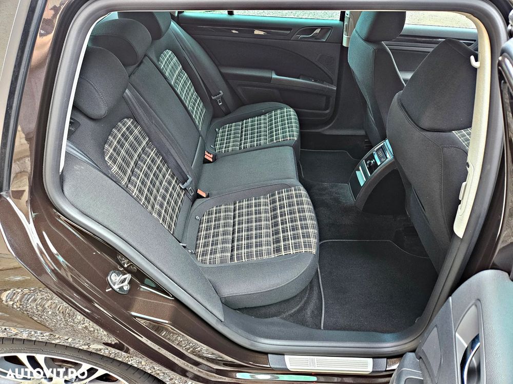 Skoda Superb 2.0 TDI Exclusive - 10