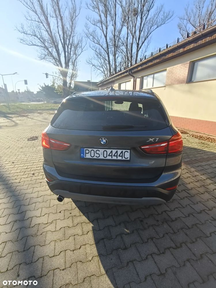 BMW X1 sDrive18d - 6