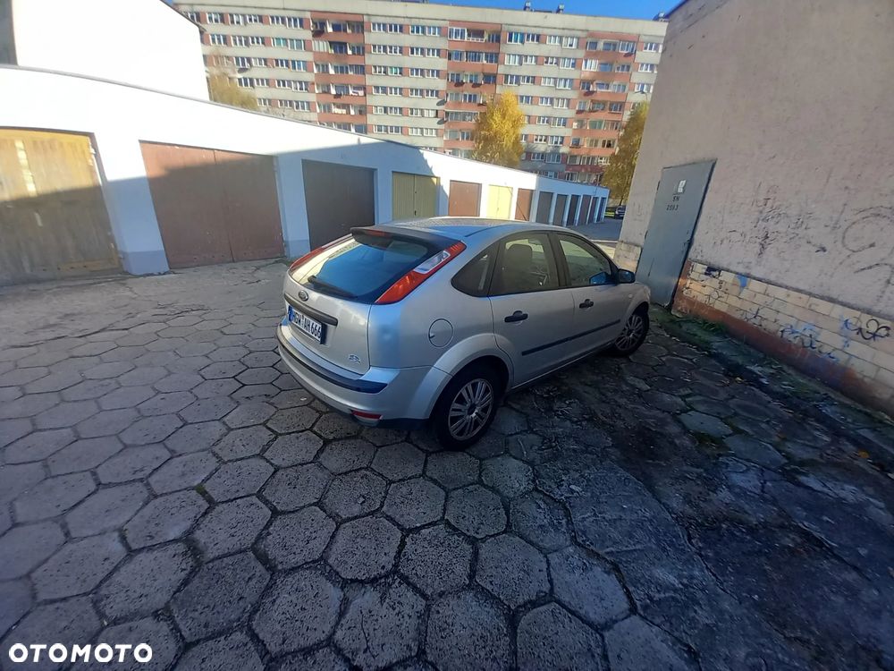 Ford Focus 1.6 Gold X - 17