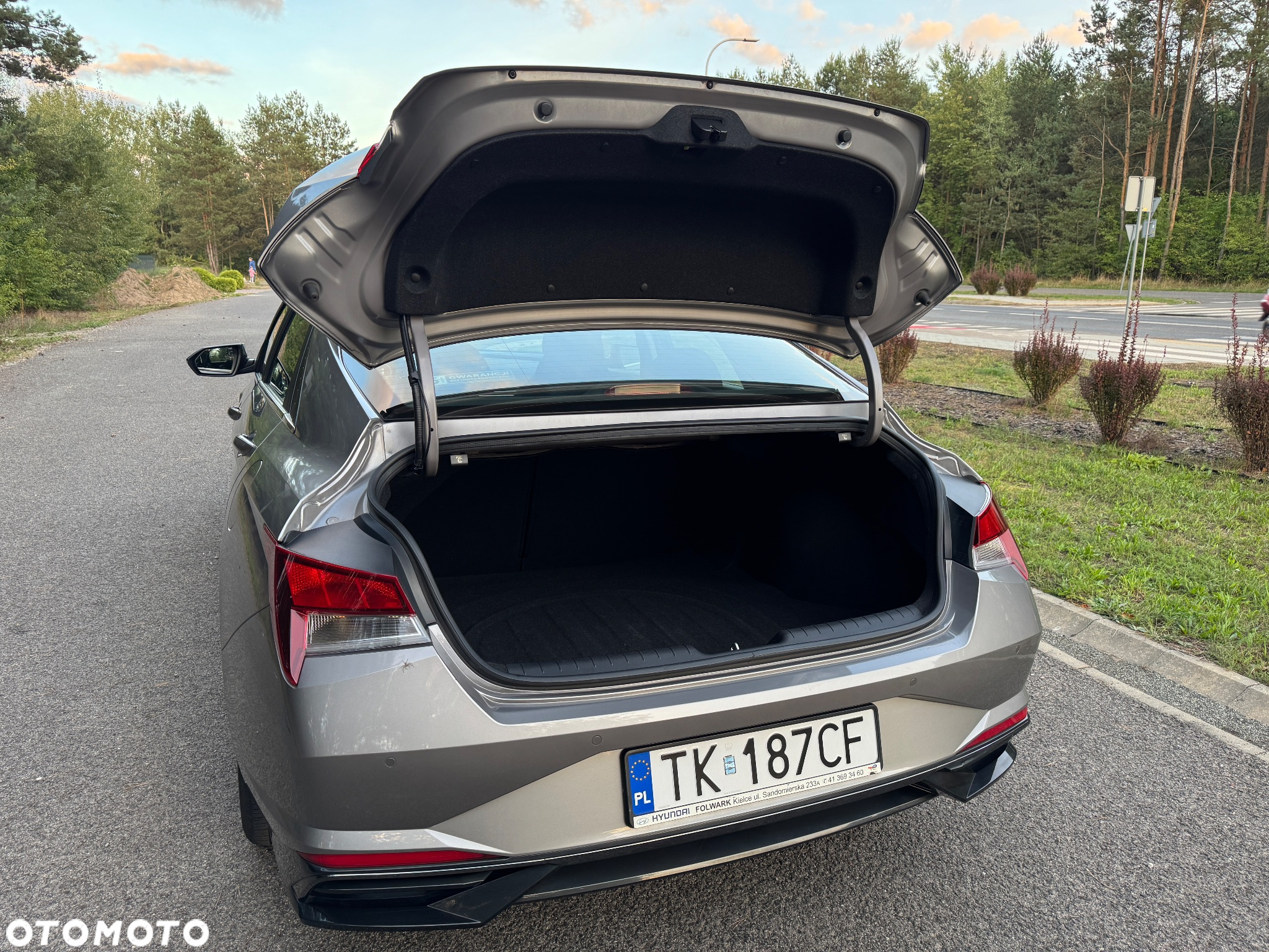 Hyundai Elantra 1.6 Smart - 11