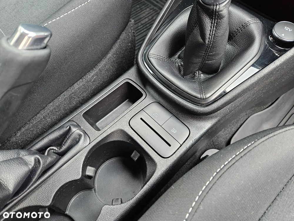 Ford Fiesta - 15