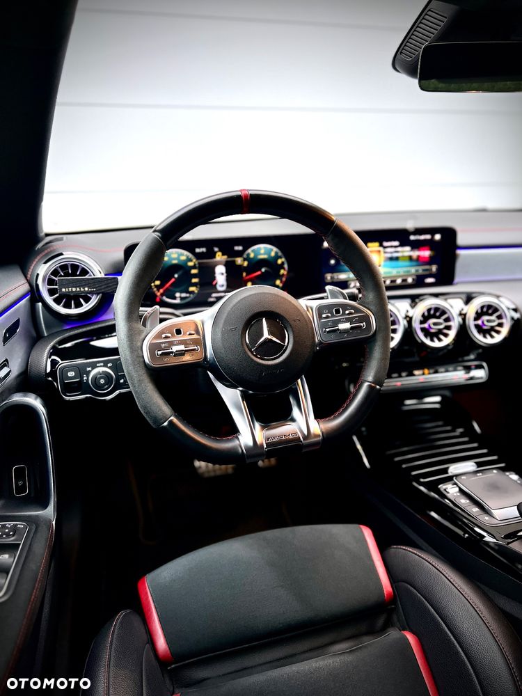 Mercedes-Benz CLA - 5