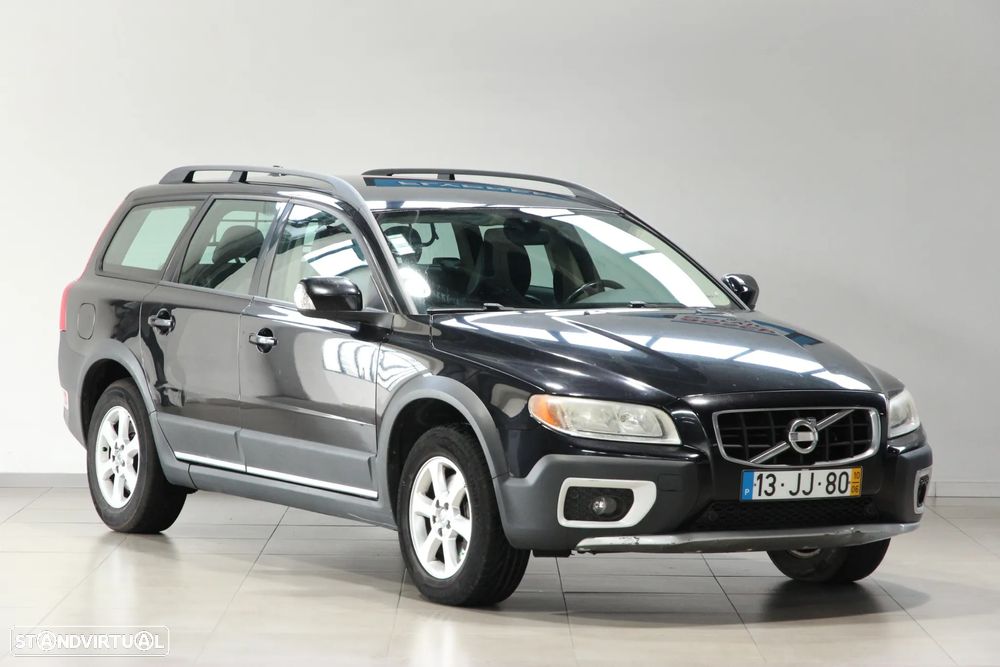 Volvo XC 70 D5 Momentum - 1