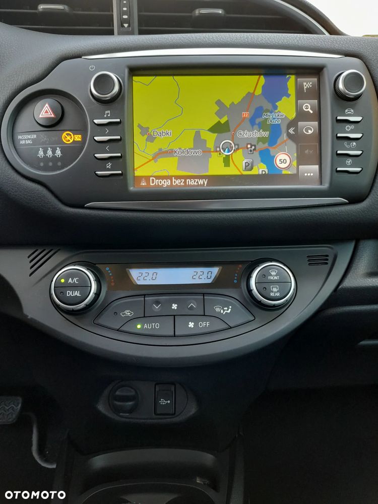 Toyota Yaris - 11