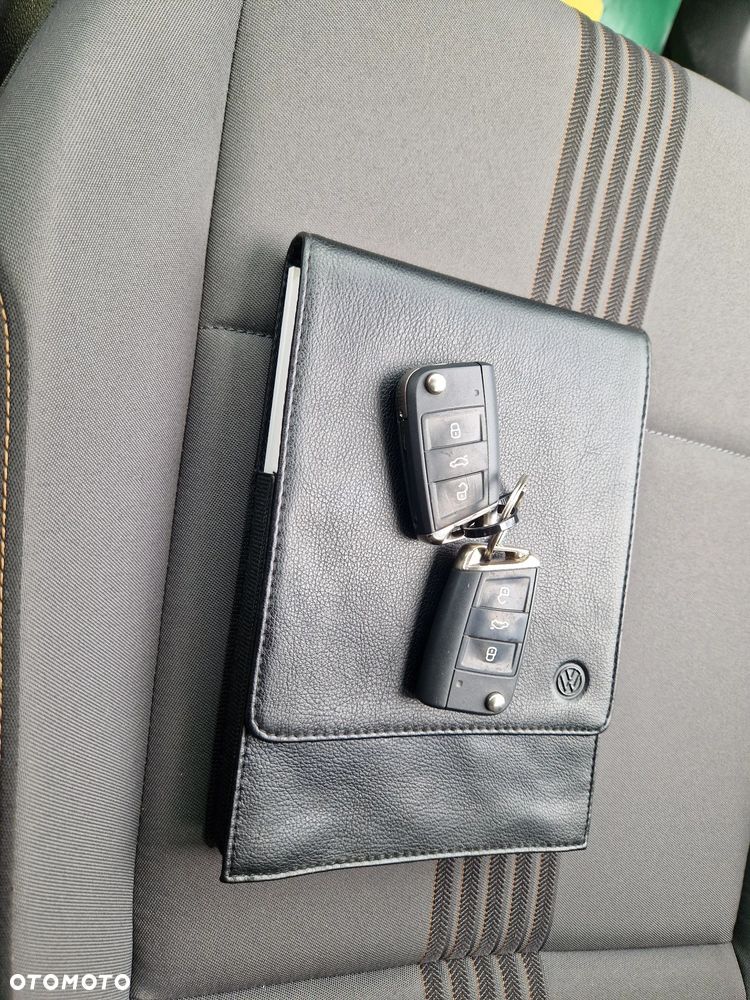 Volkswagen Golf 1.2 TSI BlueMotion Technology Allstar - 17