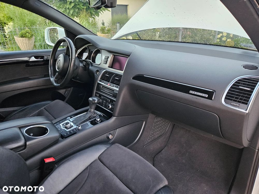 Audi Q7 3.0 TDI DPF Quattro Tiptronic - 9