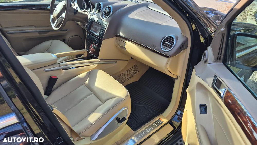 Mercedes-Benz GL 350 BlueTEC 4Matic 7G-TRONIC - 2