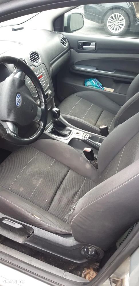 Ford Focus - 6