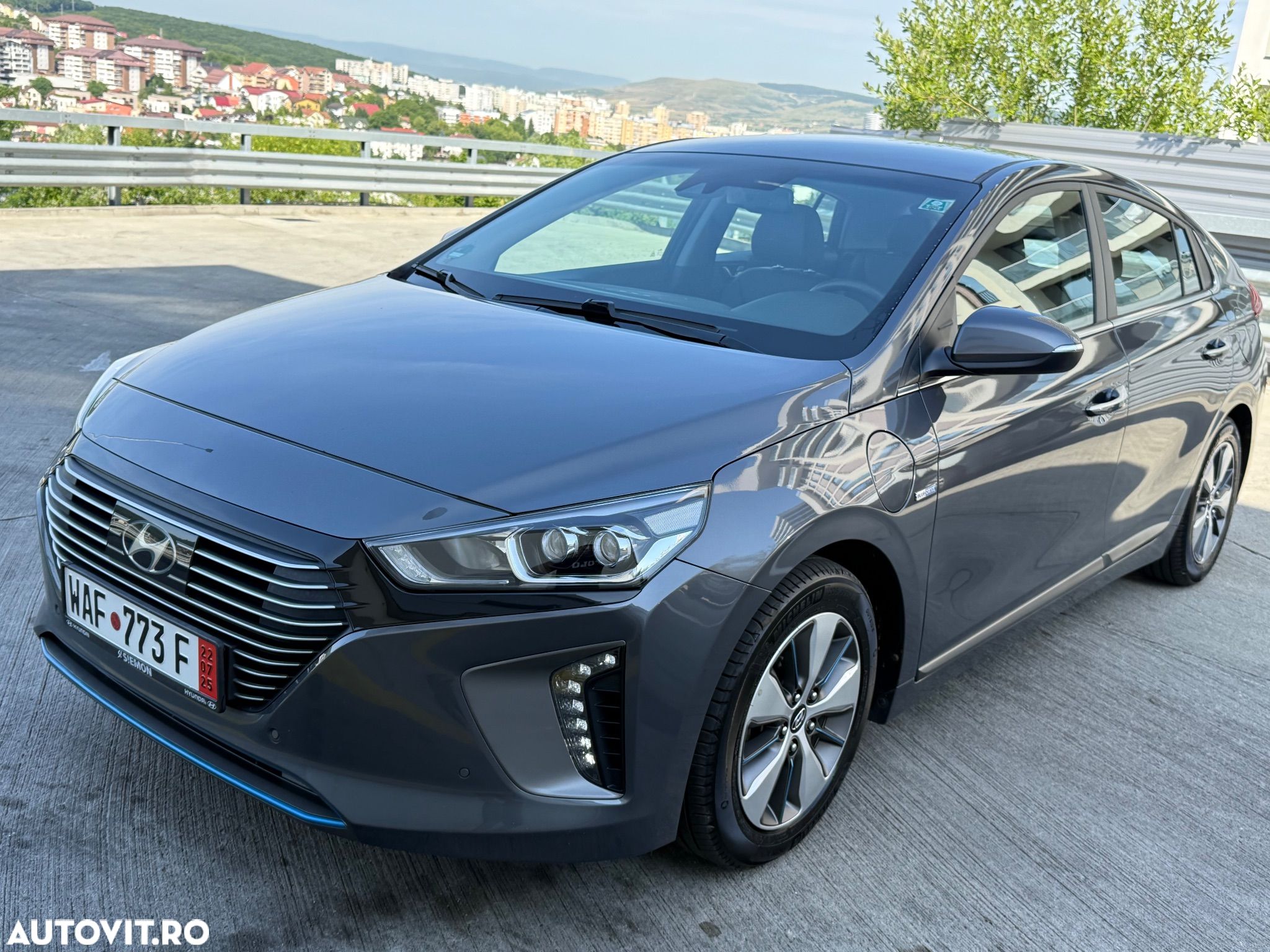 Hyundai IONIQ Plug-In Hybrid 1.6 141CP Exclusive - 1