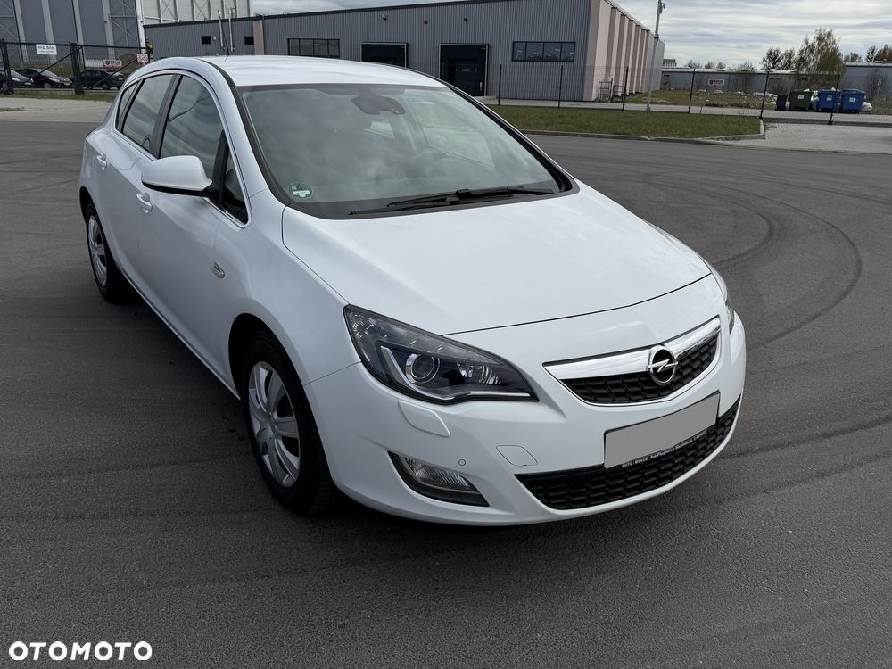 Opel Astra 1.4 T Enjoy - 29