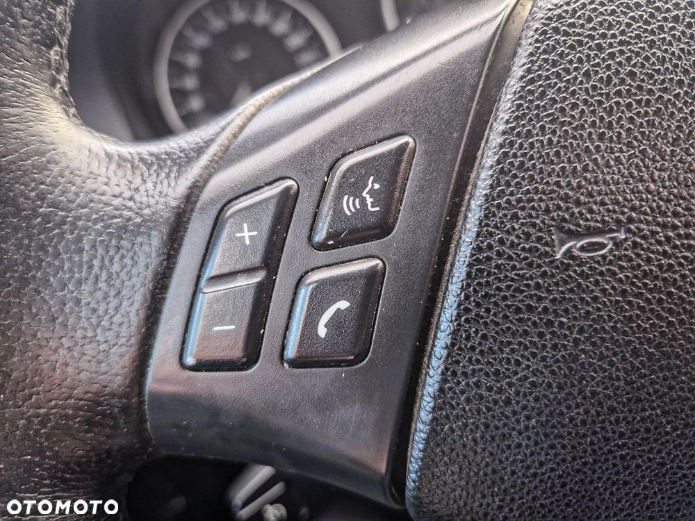 BMW Seria 3 320i - 27