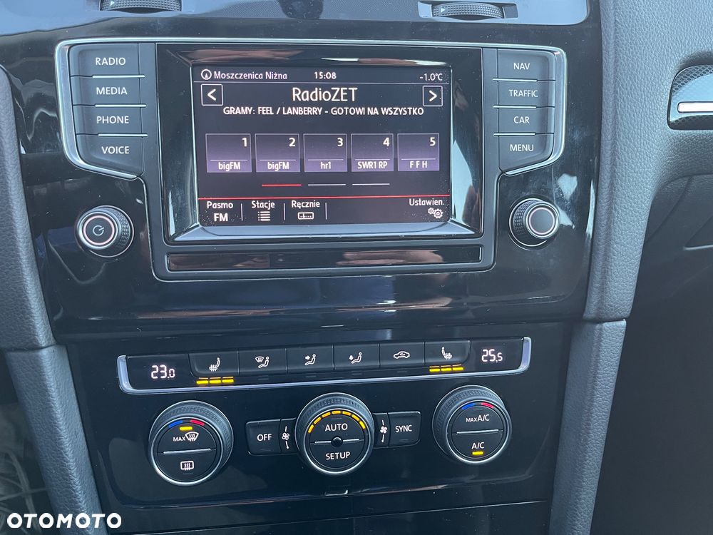 Volkswagen Golf 1.4 TSI BlueMotion Technology DSG Highline - 14