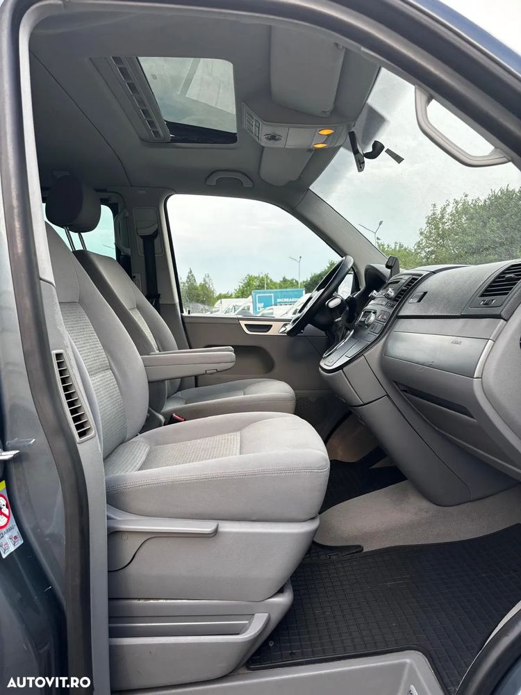 Volkswagen Multivan - 14