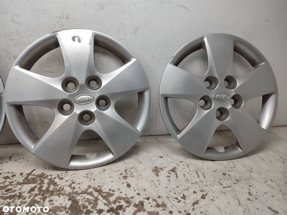 KOŁPAKI KOMPLET 15'' 5X114,3  KIA CEE'D liftback (ED) 2006 - 2012 1.4 77 kW [105 KM] benzyna 2006 - - 3