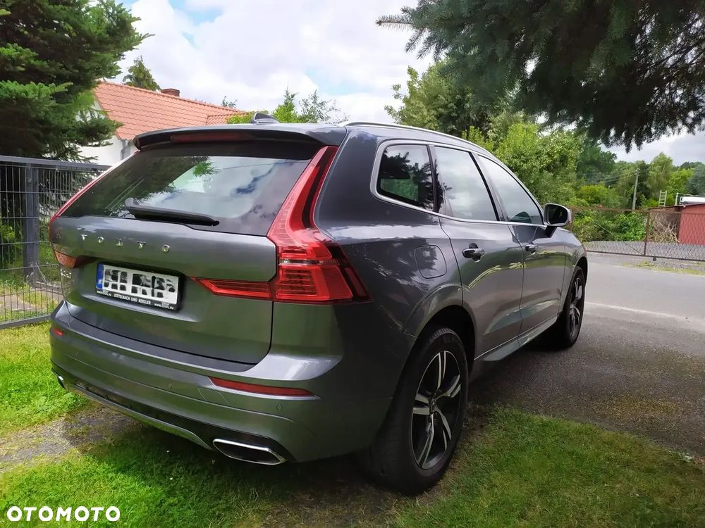 Volvo XC 60 D4 AWD R-Design - 3